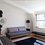 The Lisbonaire Apartment *