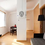 The Lisbonaire Apartment *