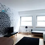 The Lisbonaire Apartment